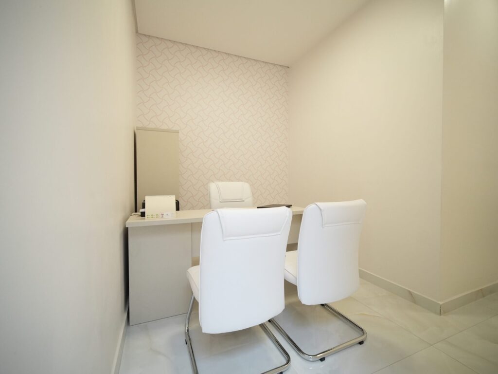 Recepção da clínica Plures Care